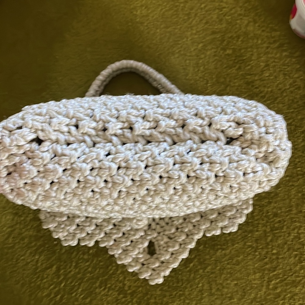 VINTAGE hand crafted macrame cream colored purse - Picture 5 of 10